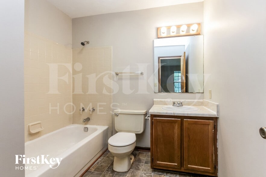 Building Photo - 5132 Carob Ct