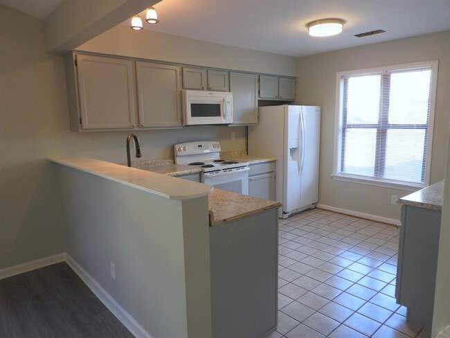 Building Photo - 1146 Mill Park Dr