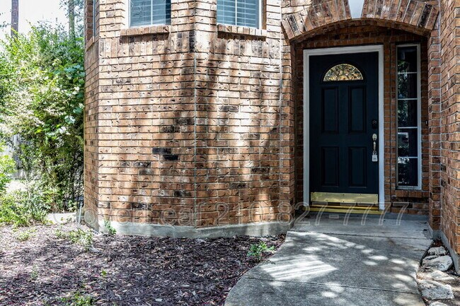 Building Photo - 417 Sunrise Canyon Dr