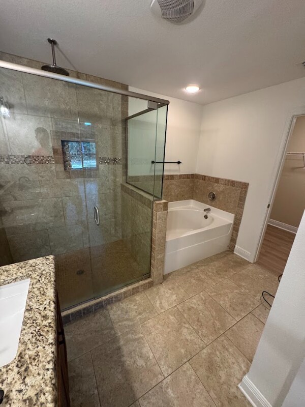 Building Photo - 9154 Deer Ln