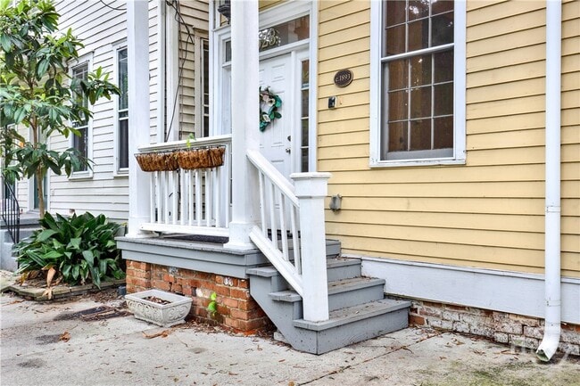 Primary Photo - 523 E Broad St