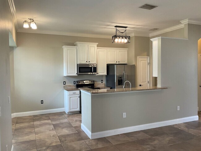 Building Photo - 7203 Remington Oaks Dr