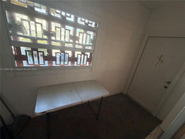 Building Photo - 467 Golden Isles Dr