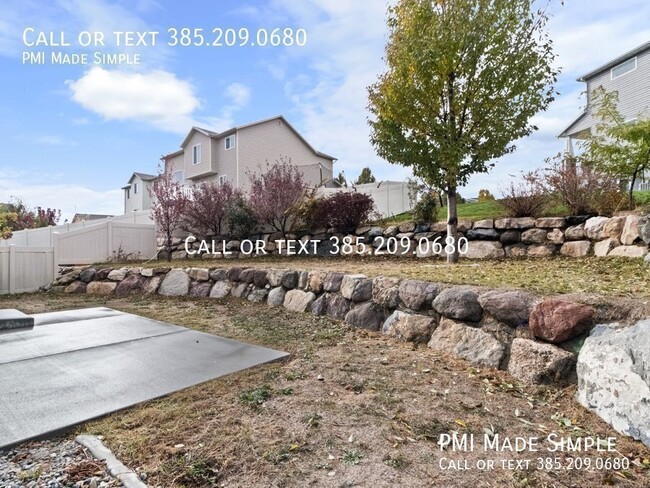 Building Photo - Spacious 6-Bedroom Home in Quiet Eagle Mou...