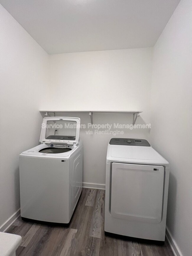 Building Photo - 6150 Franklin St