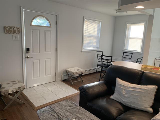 Building Photo - 207 N Harding Ave