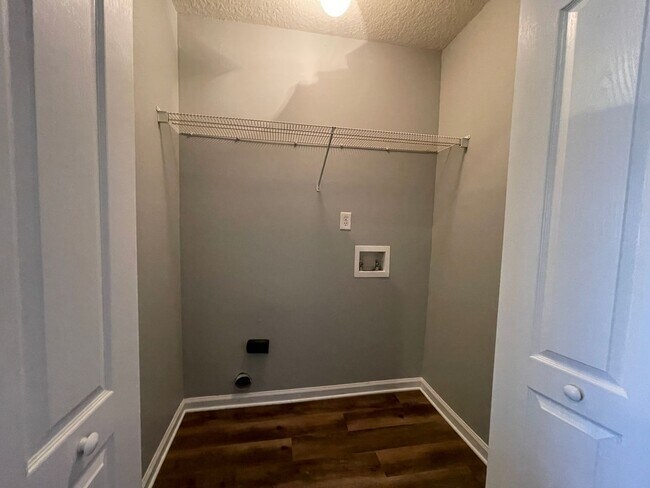 Building Photo - ** Coming Soon ** 3 Bedroom in Plum Tree