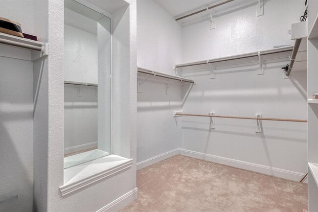 Building Photo - 18012 Leccion Dr