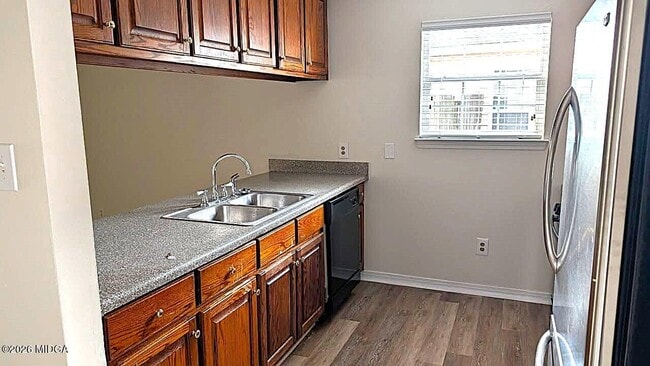 Building Photo - 310 Orchard Way