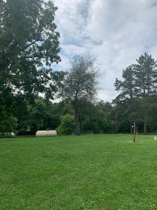 Building Photo - Coming Soon-Lexington farm house!