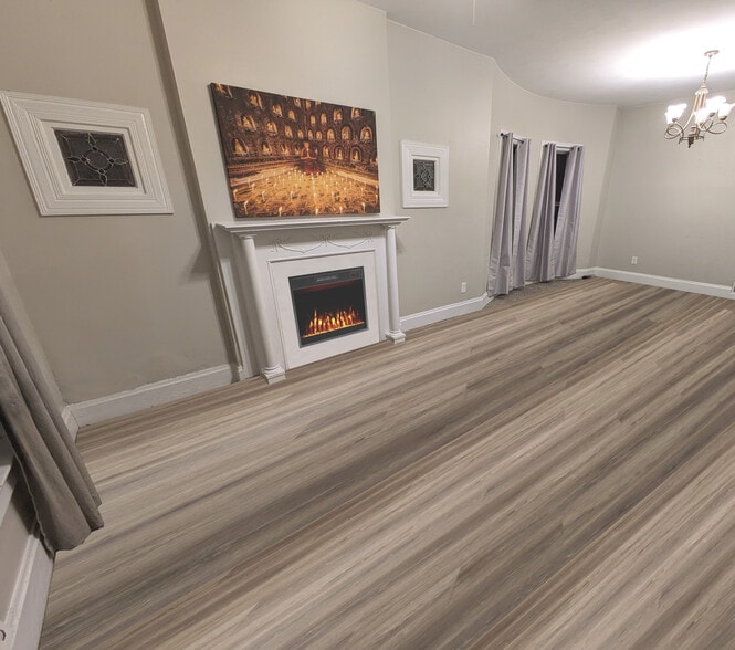 Building Photo - 239 South Grant Street