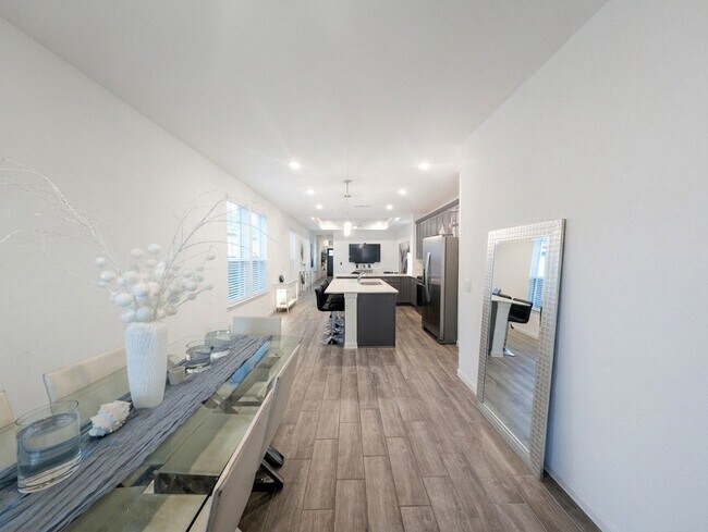 Building Photo - 18122 Sonresa Wy