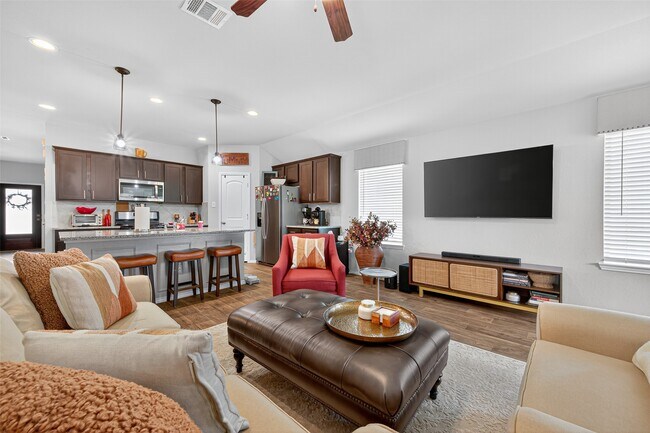 Building Photo - 15202 Davan Springs Dr