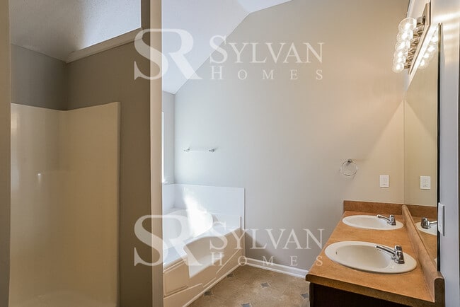 Building Photo - The Lifestyle You Deserve.