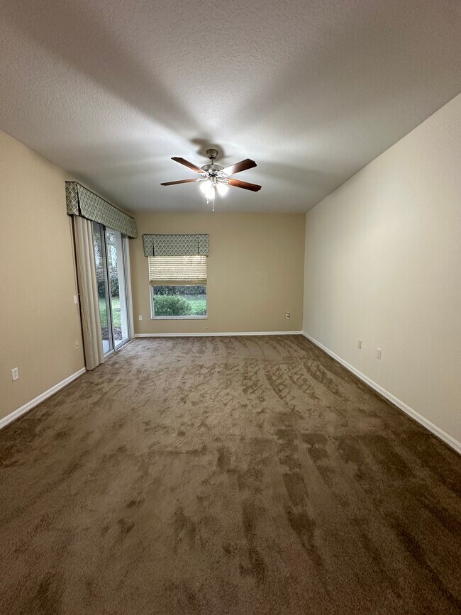 Building Photo - 10222 Devonshire Lake Dr