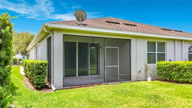 Building Photo - 7434 Surrey Pines Dr