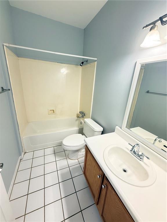 Building Photo - 740 Copperfield Dr W