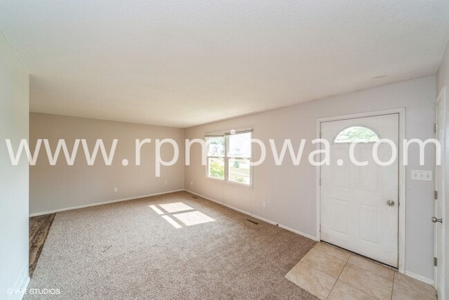 Building Photo - COZY RANCH!! 3 Bed, 1 Bath in Altoona