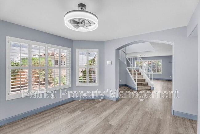 Building Photo - 1575 S Pennington Dr