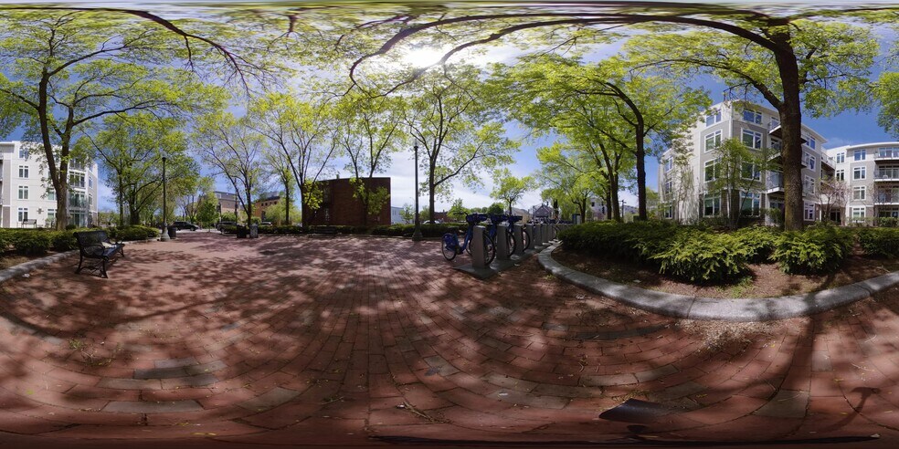 Building Photo - 7 Cameron Ave