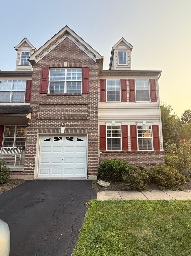Building Photo - 379 Wheatfield Cir
