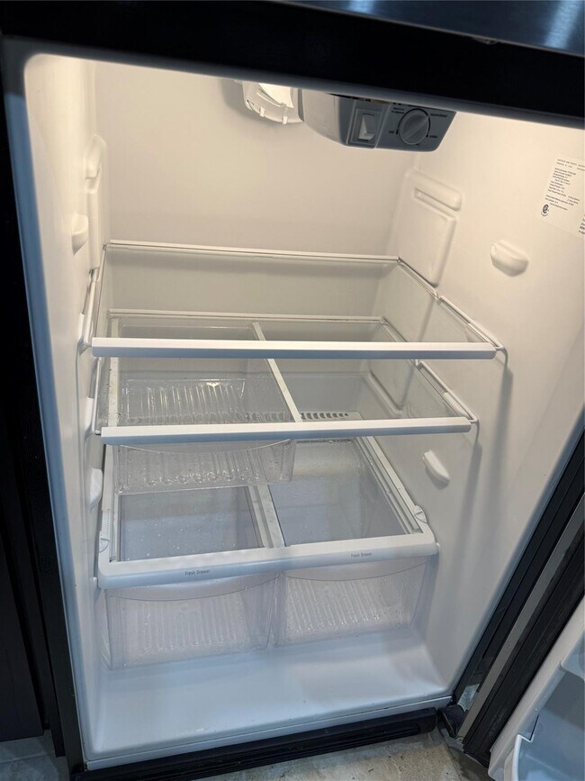 Building Photo - 3575 Brokenwoods Dr