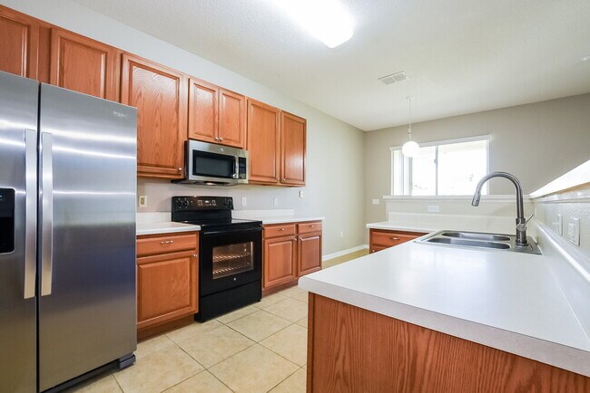 Building Photo - 4831 Petal Pawpaw Ln