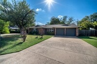 Building Photo - 7402 Bucknell Dr