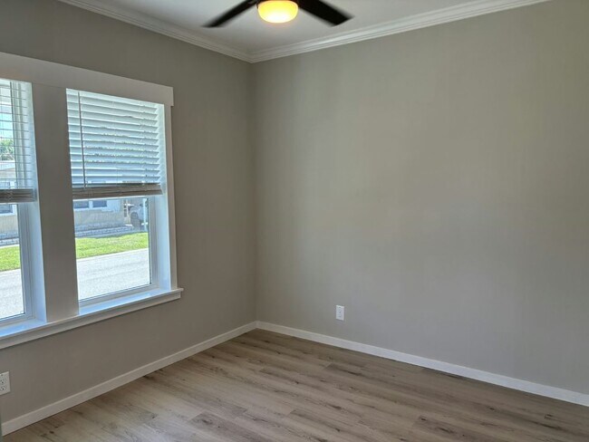 Building Photo - 7300 20th St