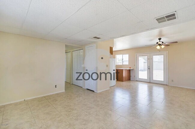 Building Photo - 201 W Barrus Pl