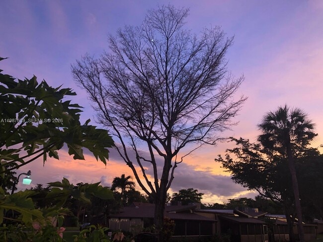 Building Photo - 516 Briarwood Cir