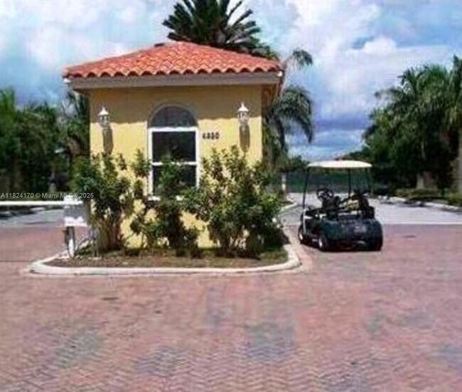 Building Photo - 4640 NW 79th Ave