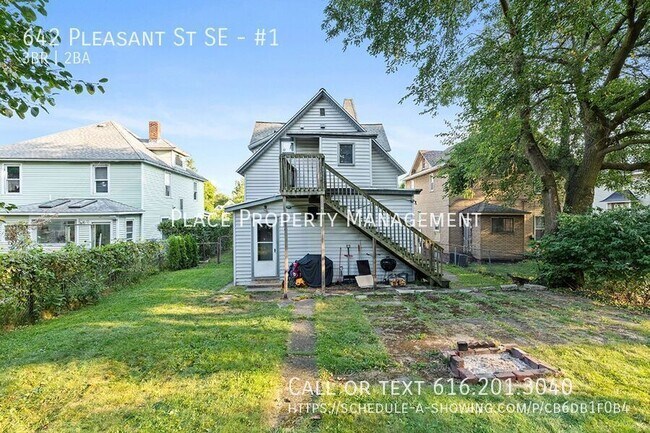 Building Photo - 642 Pleasant St SE