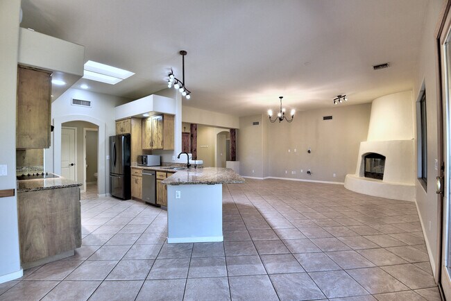 Building Photo - 27115 N 44th St