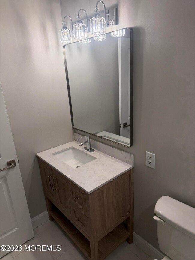 Building Photo - 8A Canton Dr