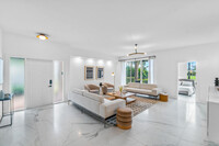 Building Photo - 5136 Lake Catalina Dr