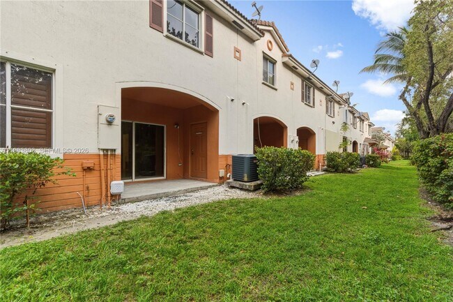 Building Photo - 17331 NW 7th Ave