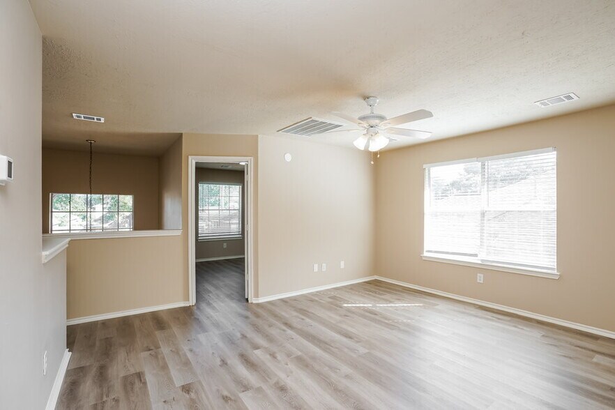 Building Photo - 5418 Trail Timbers Dr
