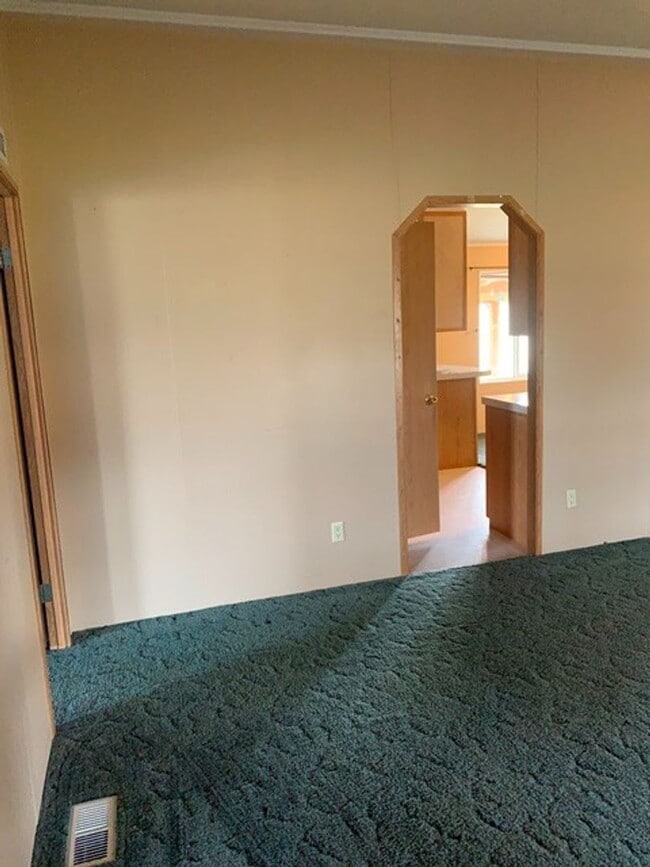 Building Photo - 3 Bed, 2 Bath Home in Lower Stillwater Valley