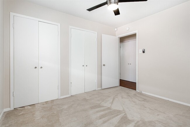 Building Photo - 7549 Brentcove Cir