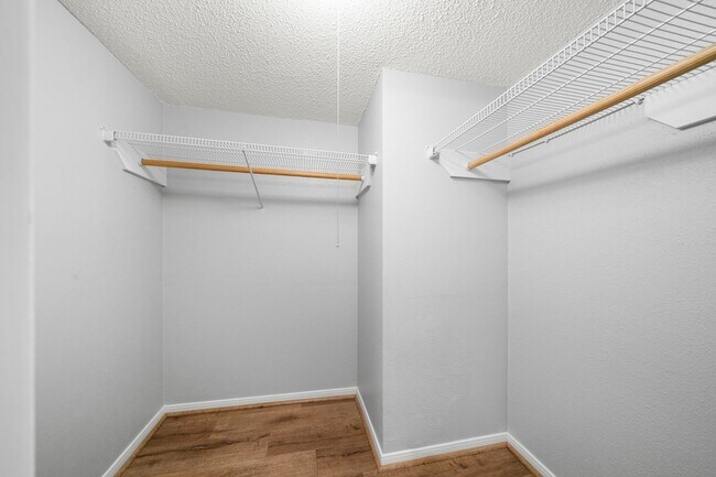 Building Photo - 2750 Holly Hall St