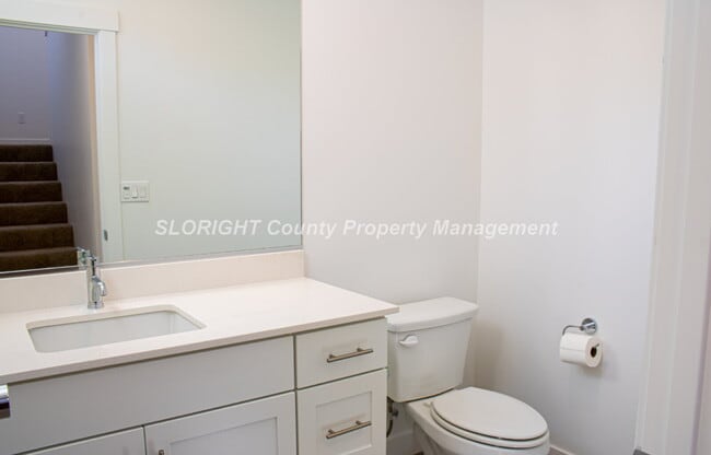 Building Photo - AVAILABLE JULY - Modern Style Home SLO Home - 3 Bedroom / 2.5 Bathroom