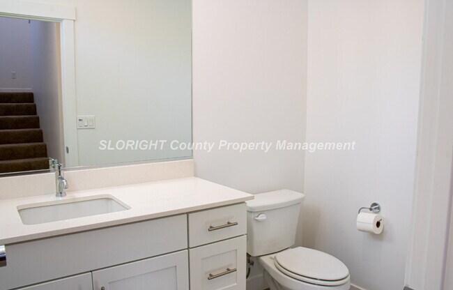 Building Photo - LEASE PENDING - Modern Style Home SLO Home - 3 Bedroom / 2.5 Bathroom