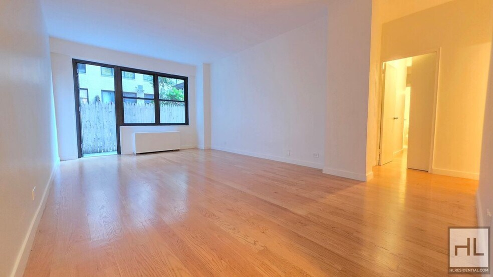 Building Photo - Midtown East 2-Bed, 2-Bath with Private Patio