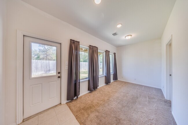 Building Photo - 18843 Cedar Birch Ln