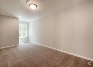 Building Photo - 325 Dipsea Spg