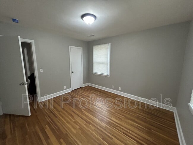 Building Photo - 2905 Ironwood Dr