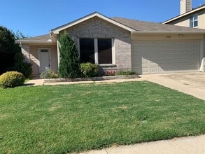 Building Photo - 2620 Caprock Rd