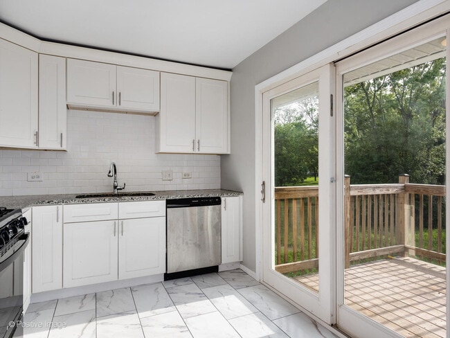 Building Photo - 22130 Kostner Ave