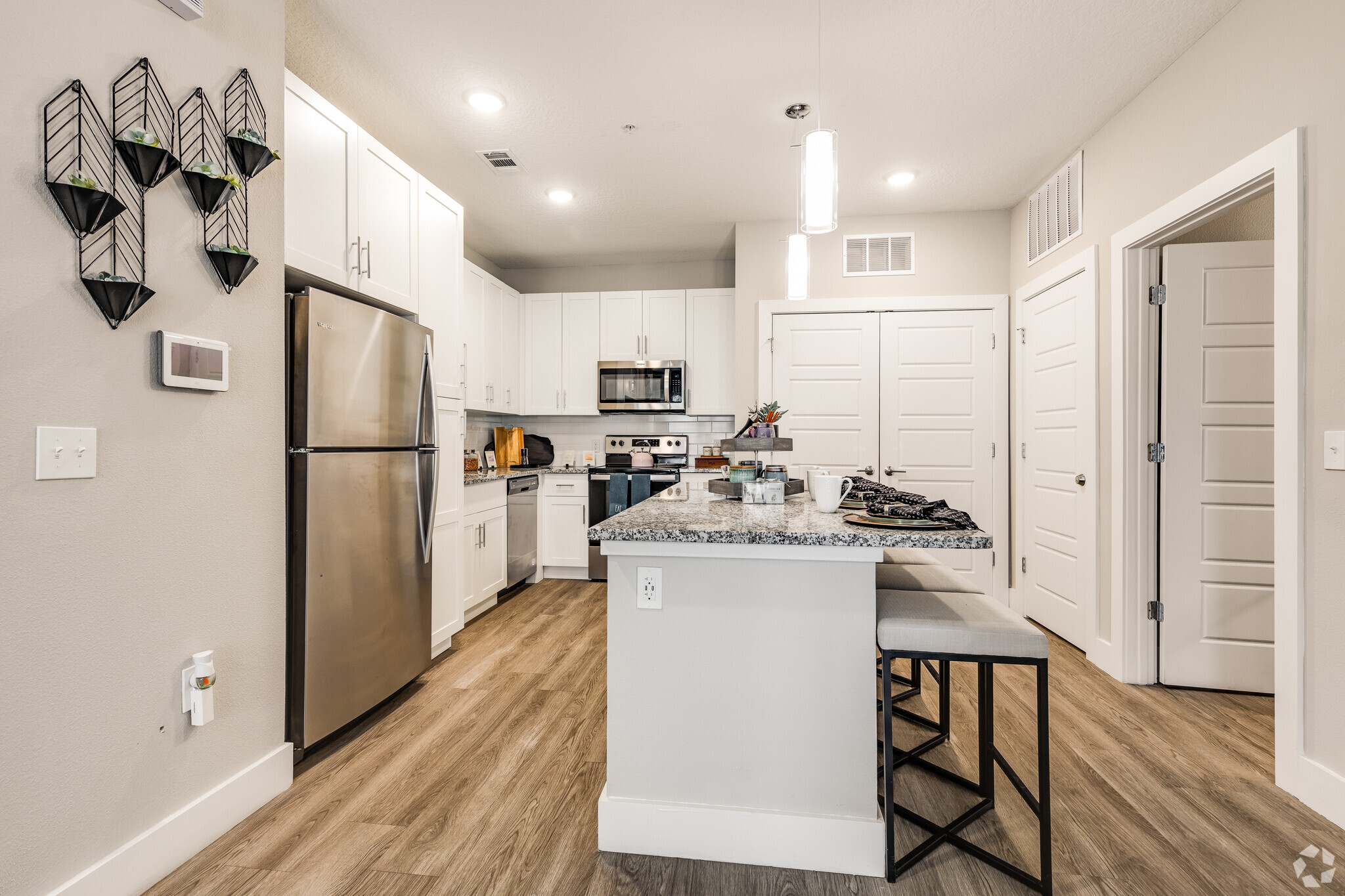 1 BR, 1 BA- 790SF - Apex at South Creek